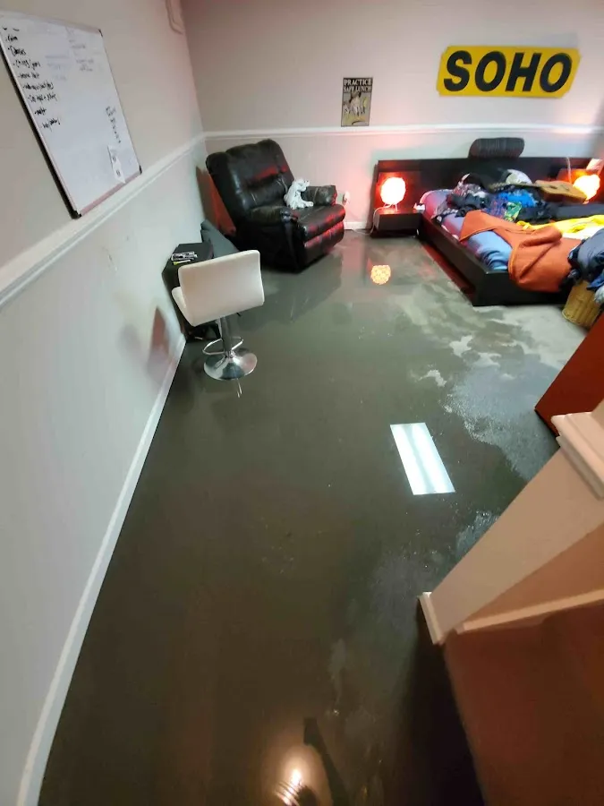Water Damage Restoration services in Baldwin City, KS